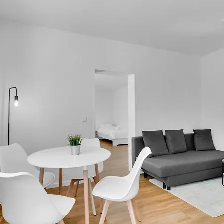Apartment Business Mit 1-2 Schlafzimmern In Lippstadt