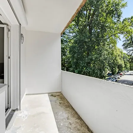 Business Mit 1-2 Schlafzimmern In