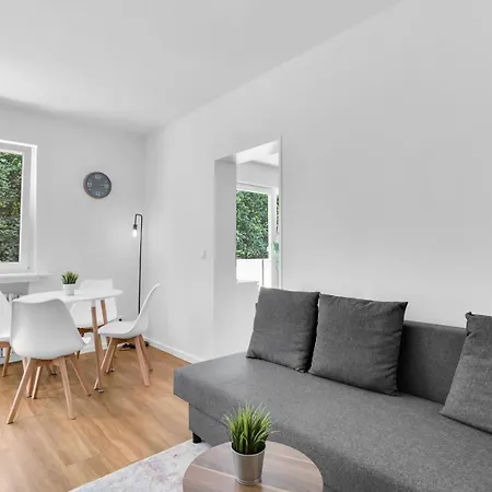 Apartment Business Mit 1-2 Schlafzimmern In *