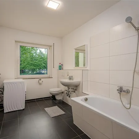 Business Mit 1-2 Schlafzimmern In