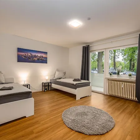 Business Mit 1-2 Schlafzimmern In Apartment