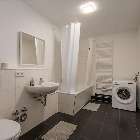 Business Mit 1-2 Schlafzimmern In Apartment Lippstadt