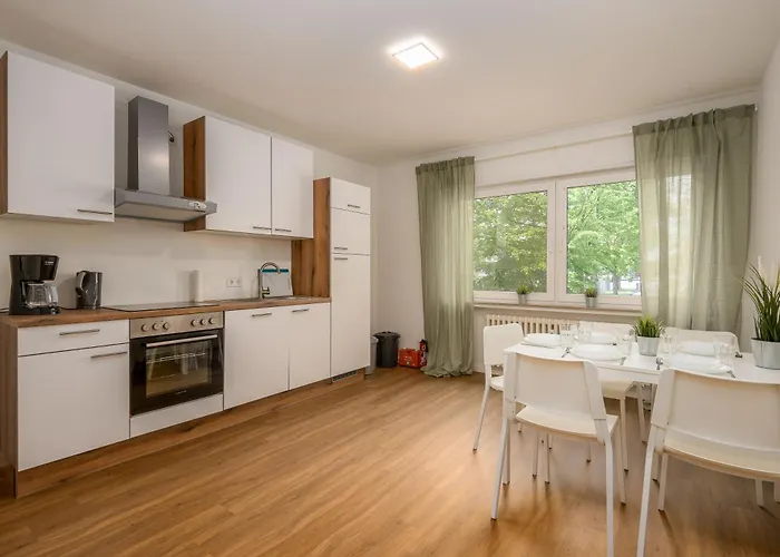 Business Mit 1-2 Schlafzimmern In 公寓 利普施塔特